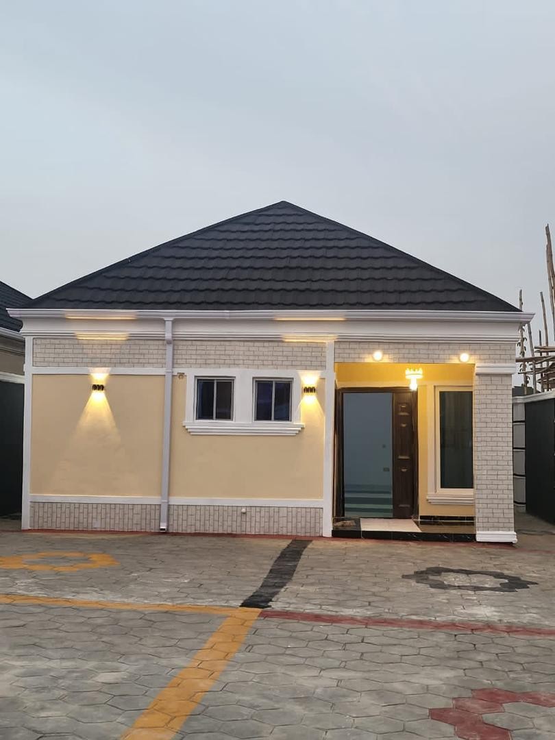 Newly Build 3 Bedrooms Bungalow Home