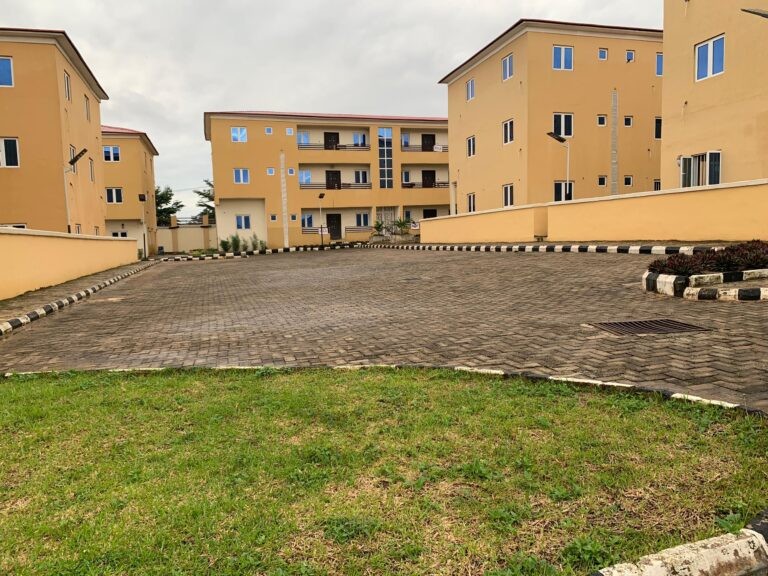 Newly built 6 unit of 3 bedroom flat