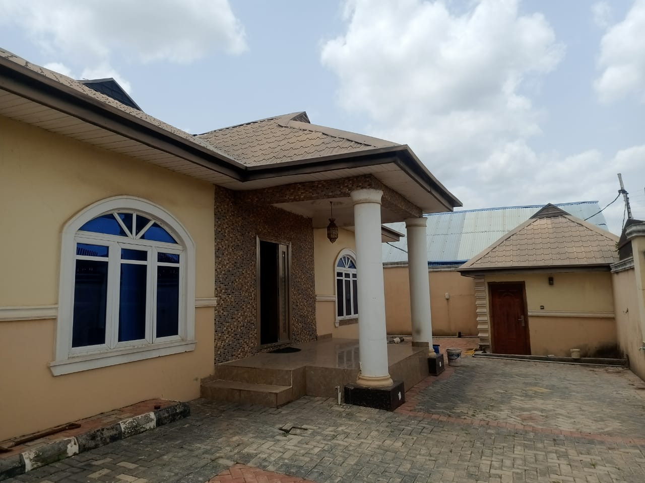 4 bedroom bungalow