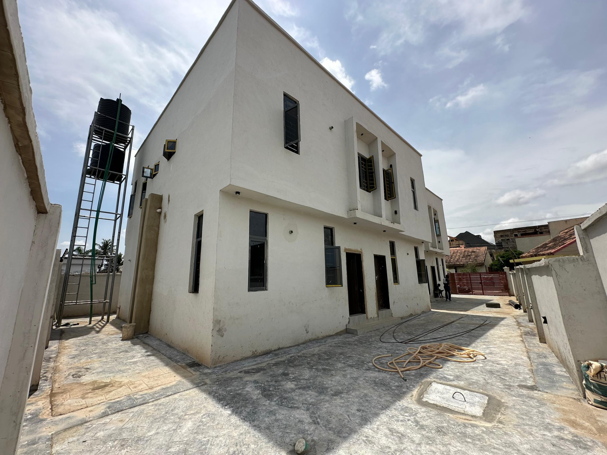 2 Bedroom Duplex