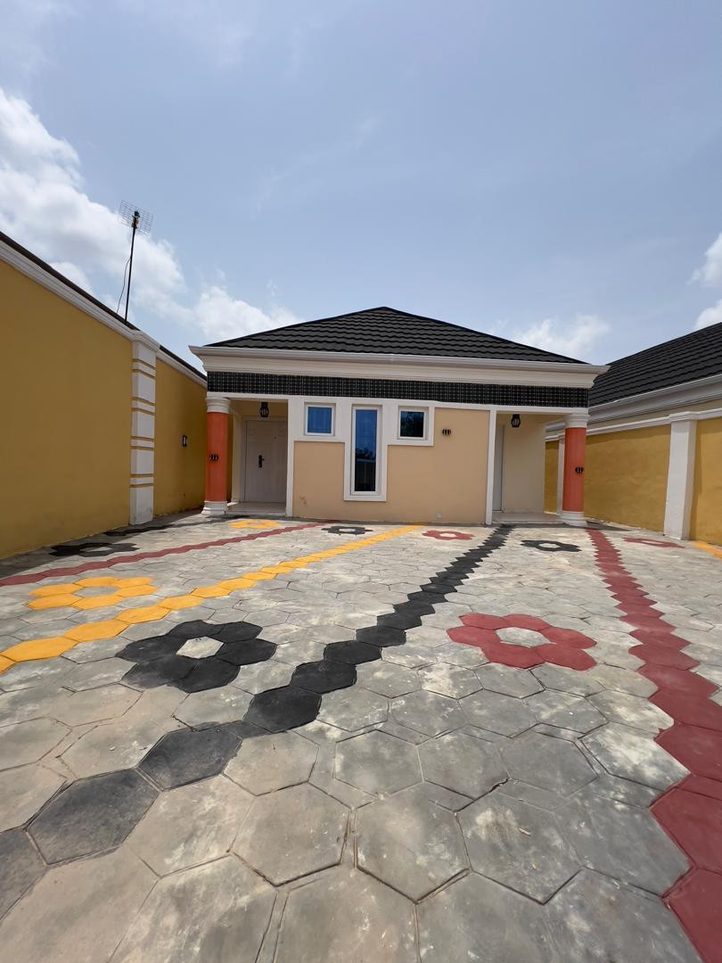 Newly Built 3 Bedroom Bungalow