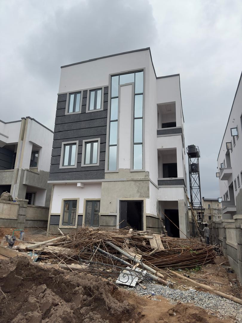 3 Units of 3 Bedroom Duplex