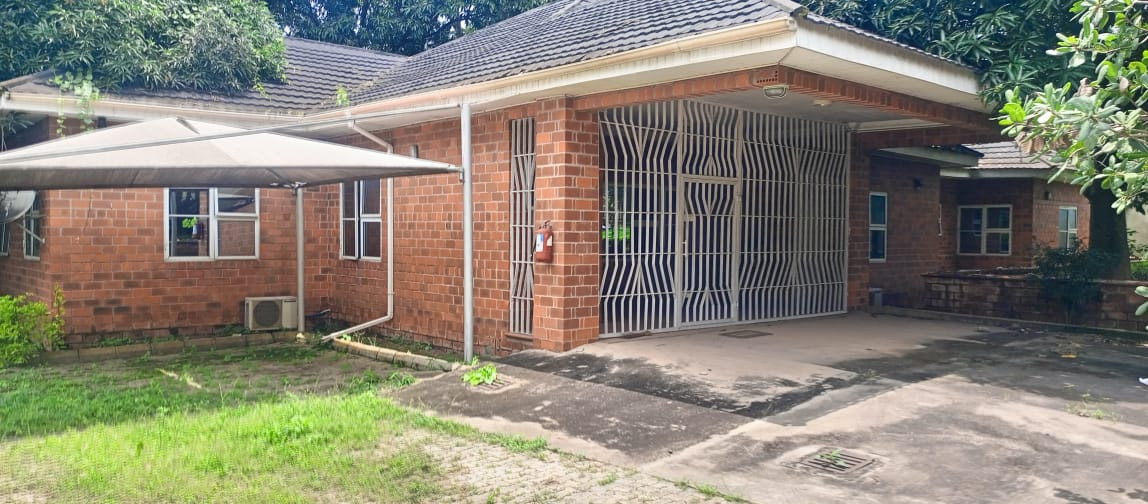 4 bedroom and 2 bedroom bungalow with C of O