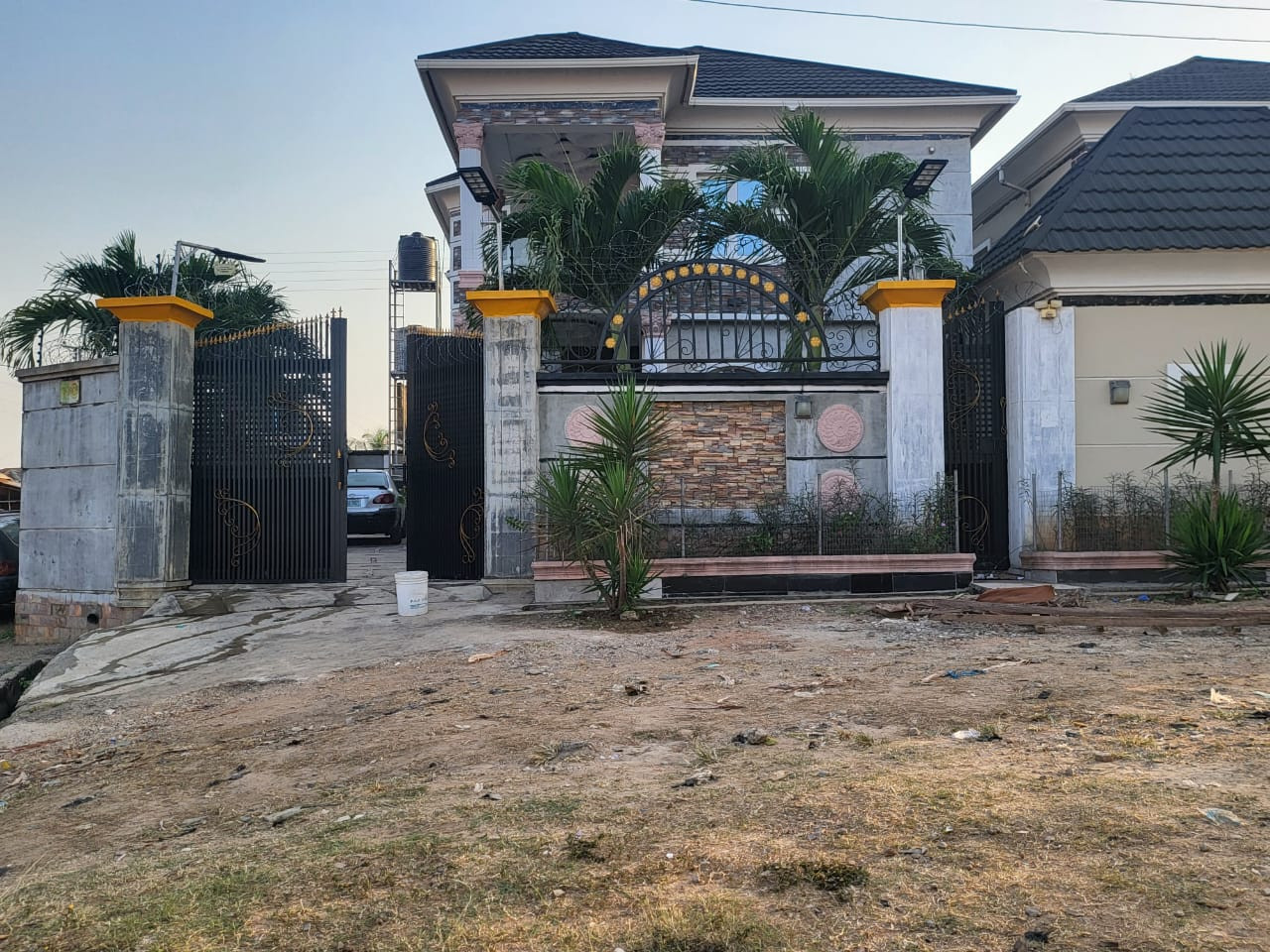 4 Bedroom Duplex