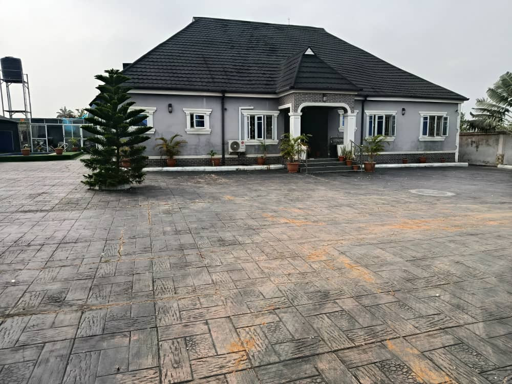 4 Bedroom Bungalow
