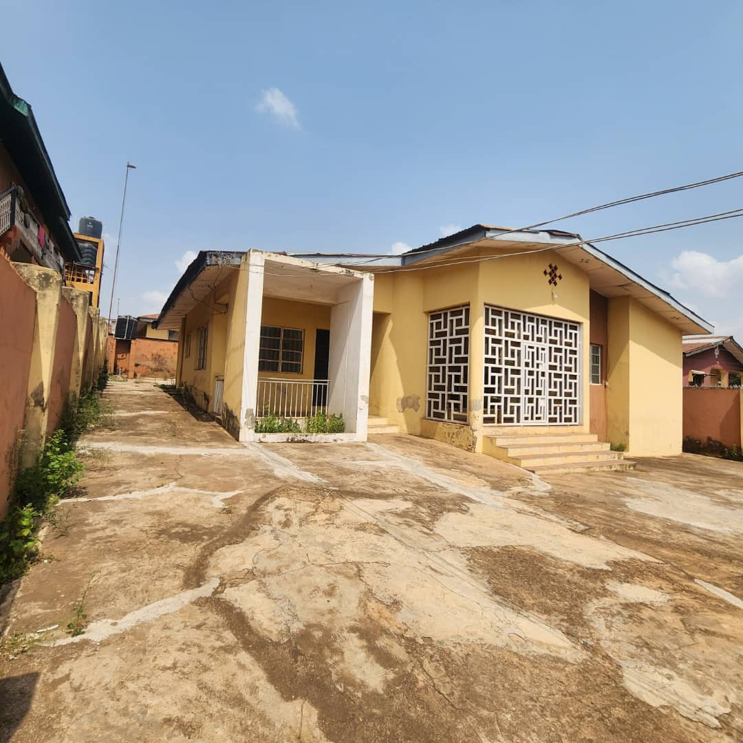4 bedroom flat