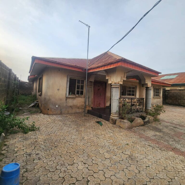 4 bedroom bungalow