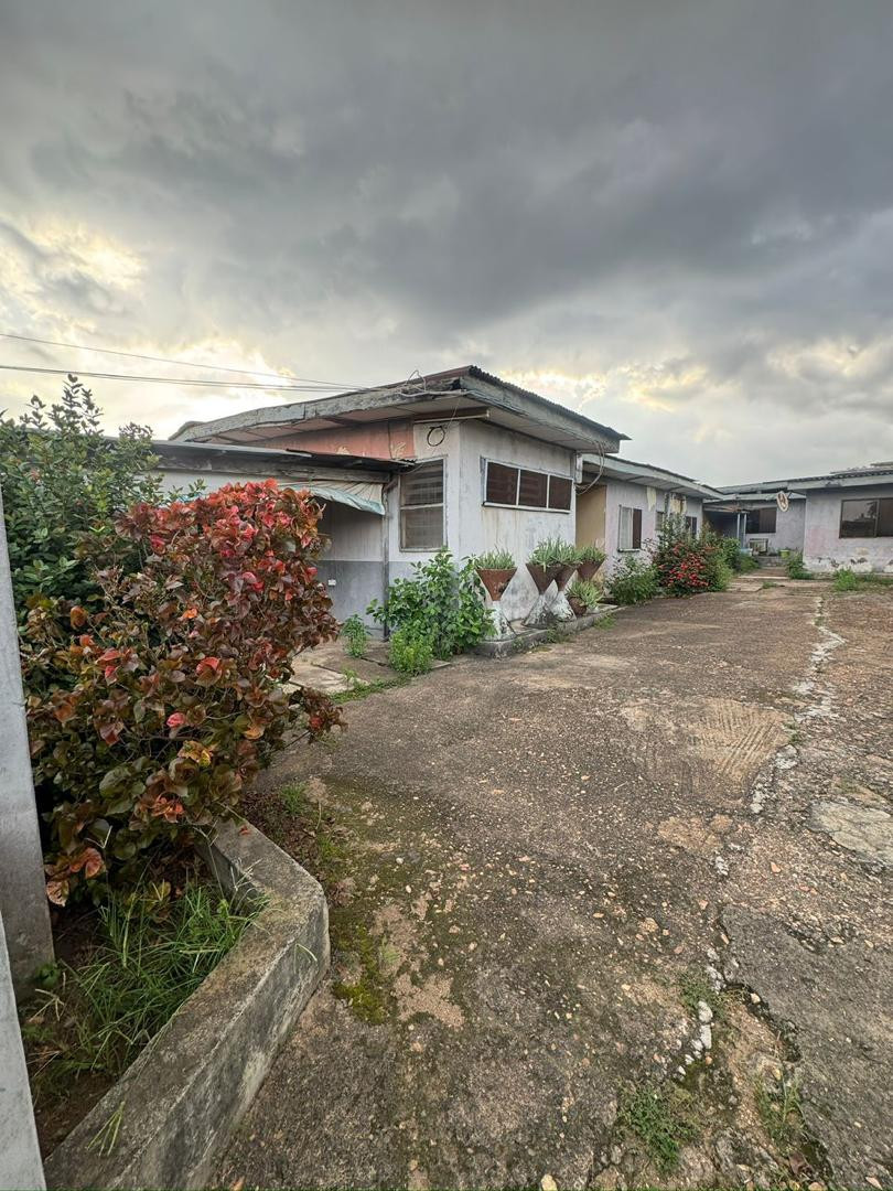 815sqm Land with Demolishable Structure