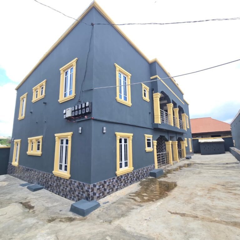 8 unit of 2 bedroom flat