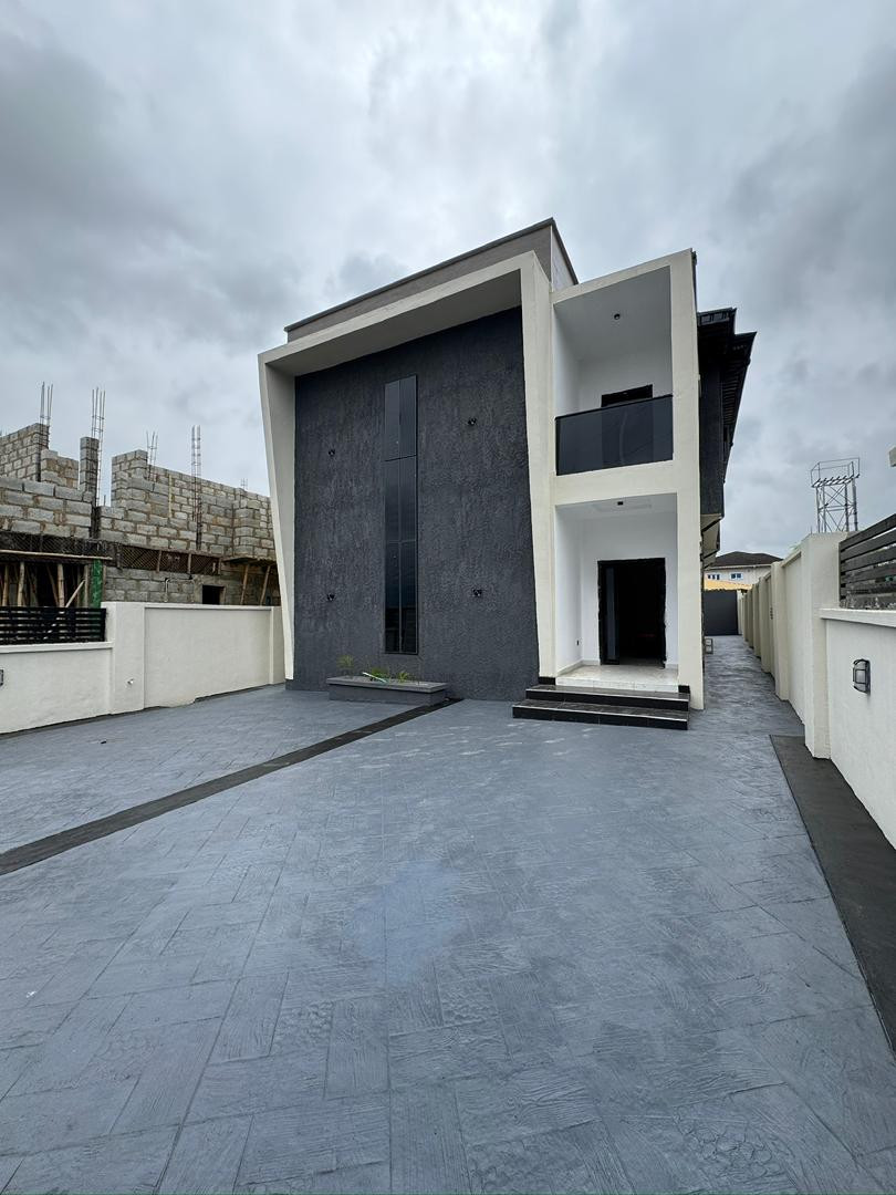 Newly Built 4-Bedroom Detached Duplex + BQ