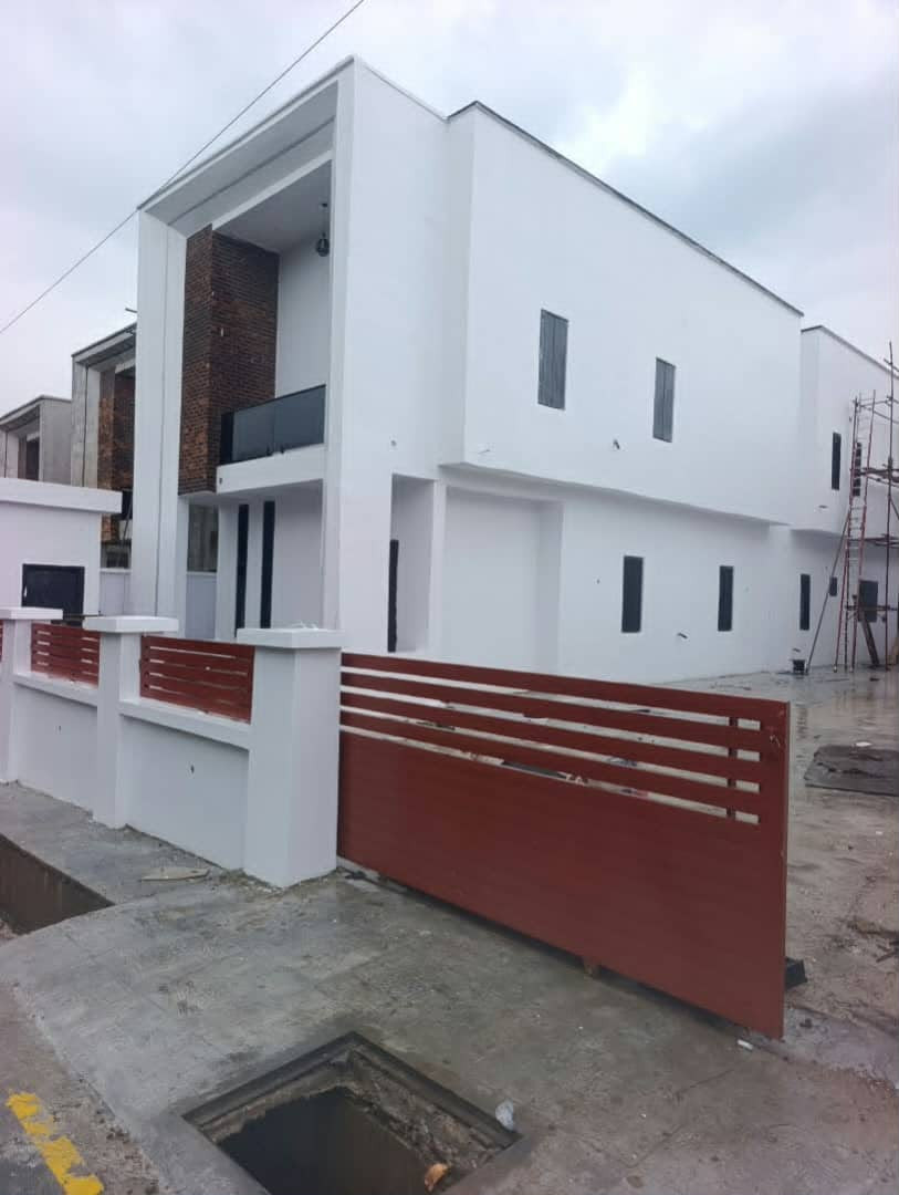 A Newly Built 4-Bedroom Detached Duplex with a Room BQ