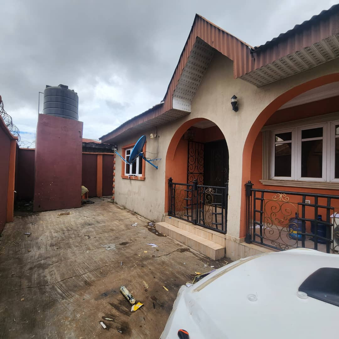 3 bedroom twin flat
