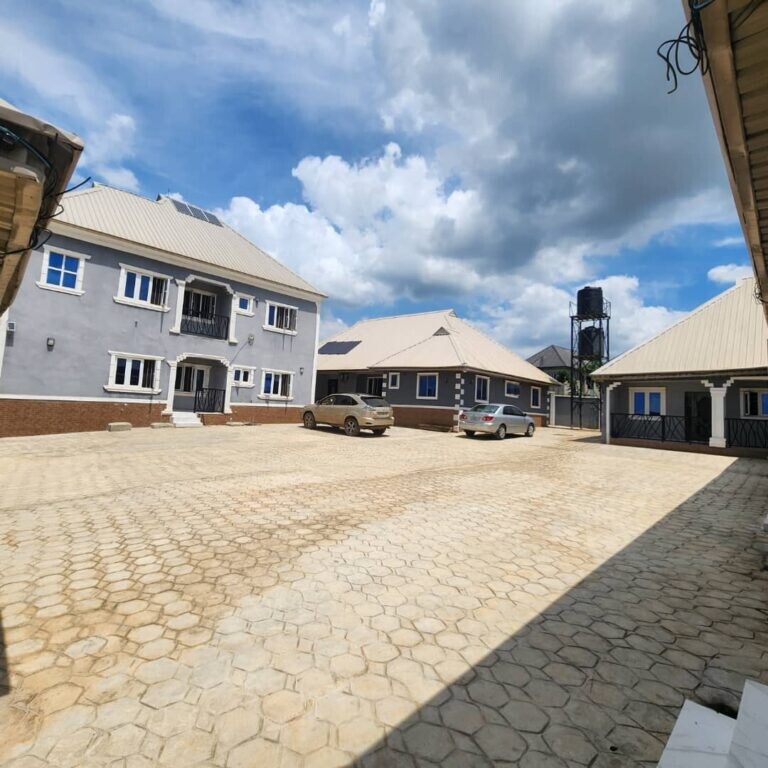 9 unit block of flat